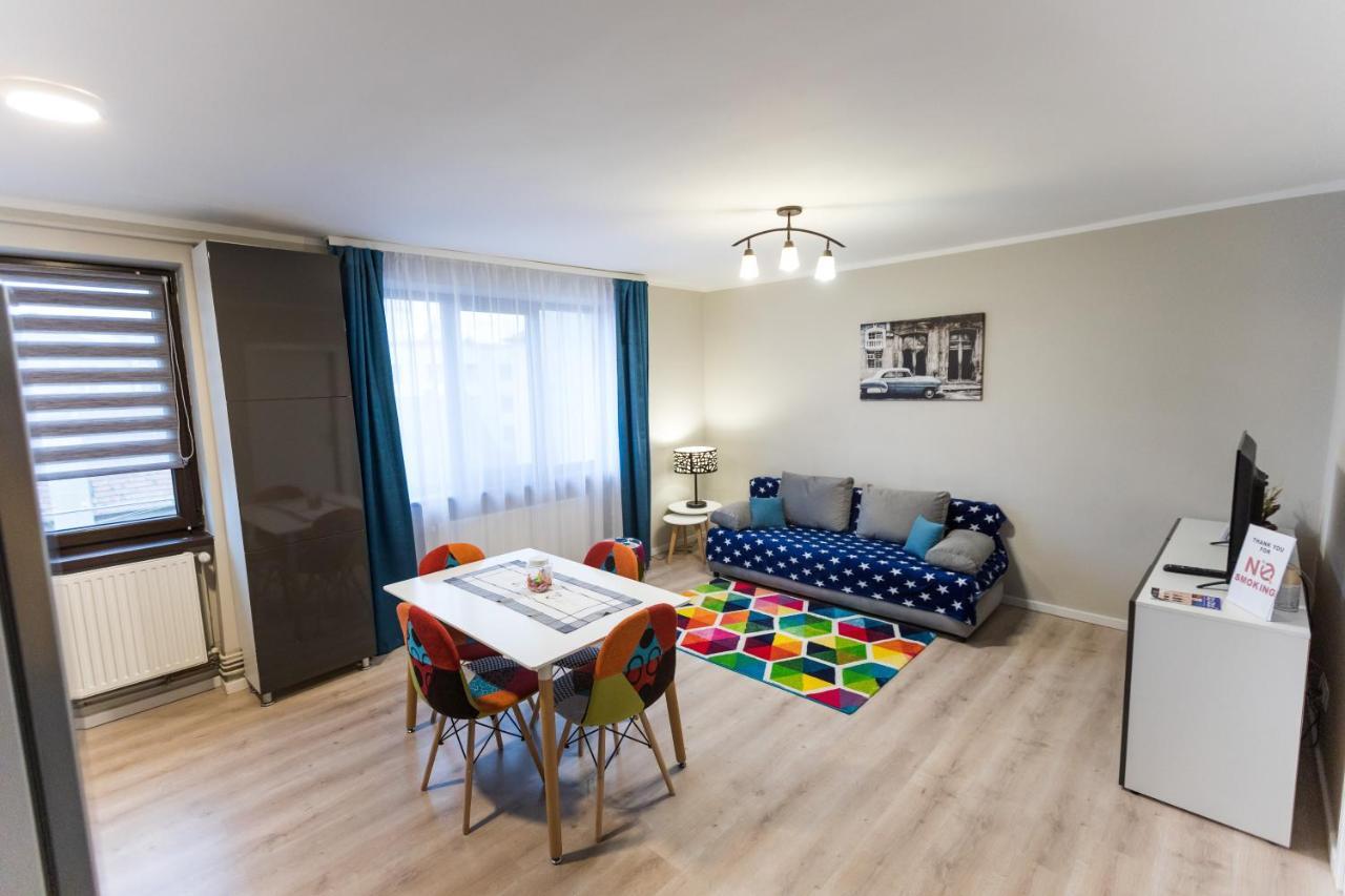 Travel Homzzz Central Apartments - Tusnad Târgu-Mureş エクステリア 写真